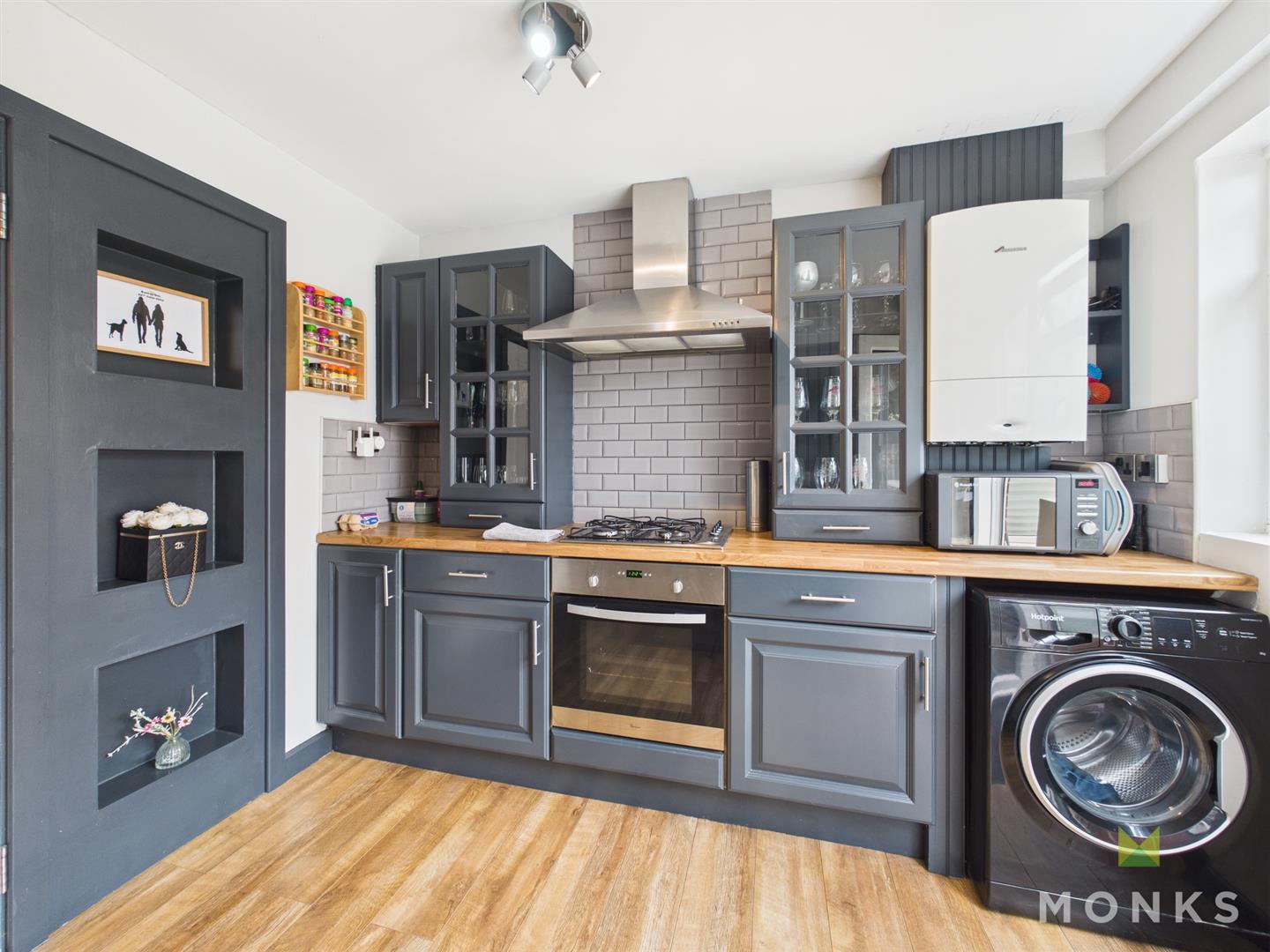 3 Buckingham Close, Oswestry, SY11 2XJ For Sale